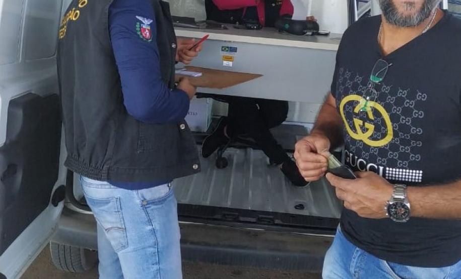 Equipe da Regional de Maringá fiscaliza cronotacógrafos na BR-376, Mandaguari