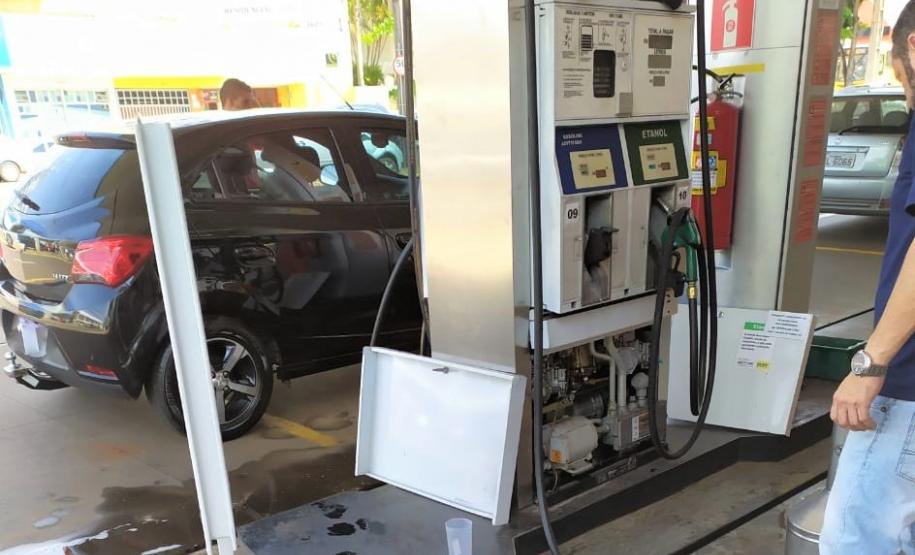 2019 10 02 Fisc Bomba Com Londrina IPEM-PR fiscaliza bombas de combustíveis em Londrina, Apucarana e Arapongas