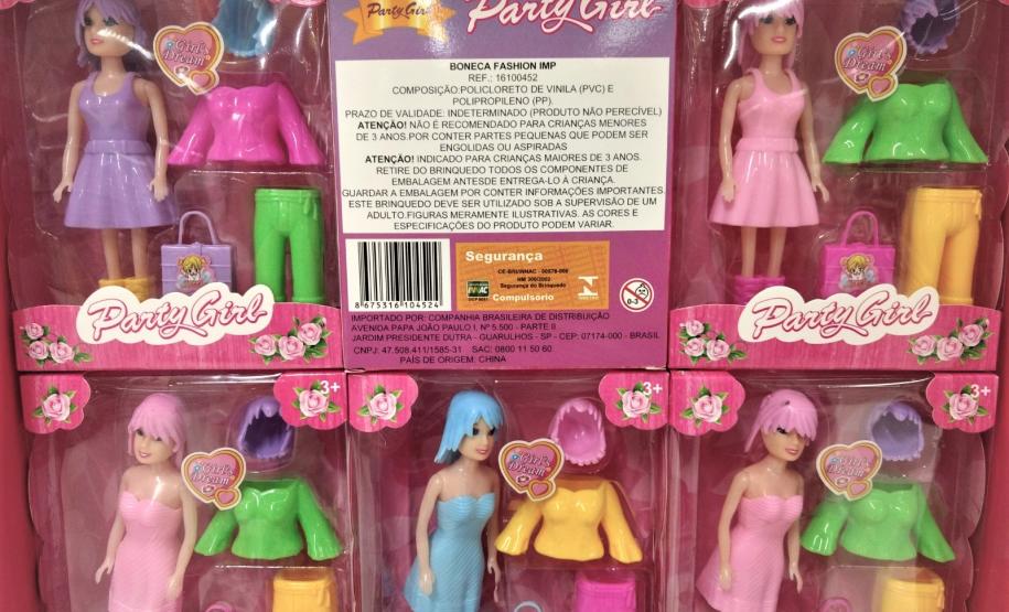 Brinquedos devem ser certificados pelo INMETRO e trazer o selo de garantia de que o produto foi ensaiado