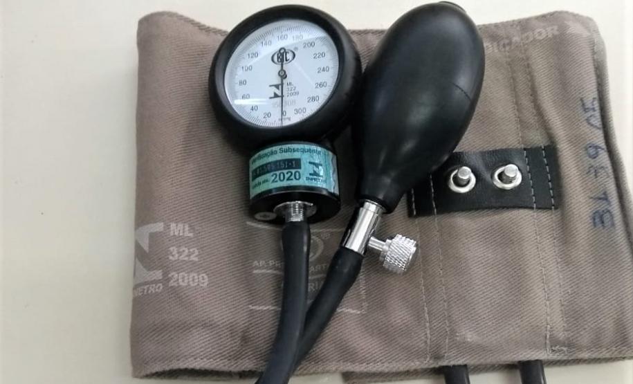 2019 10 17 Esfigmomanometros Maringá Esfigmomanômetros da Prefeitura de Maringá passam por verificação do IPEM-PR