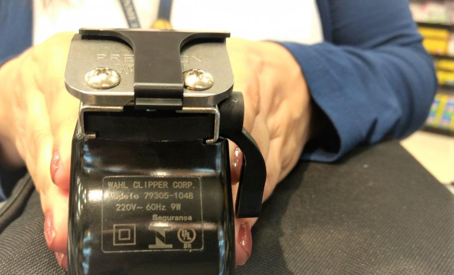 Fiscalização de aparelhos elétricos ligados à beleza feminina e masculina