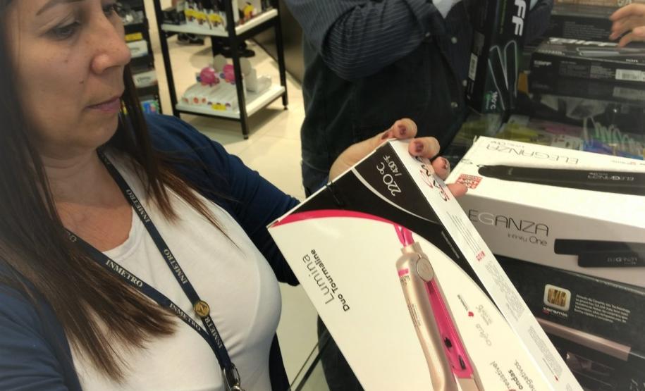 Fiscalização de aparelhos elétricos ligados à beleza feminina e masculina