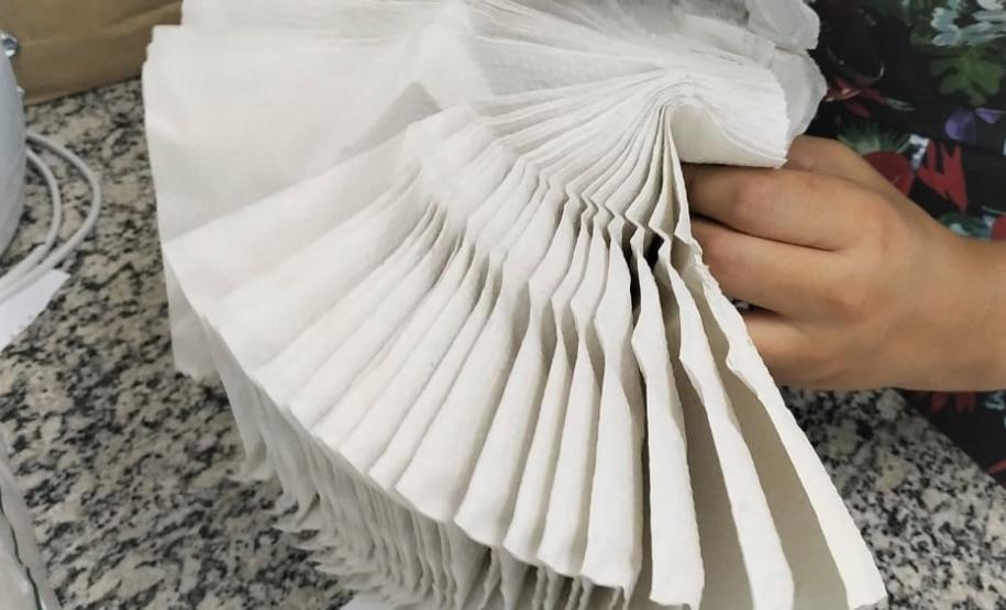 Ipem-PR analisa 11 marcas de papel toalha interfolhado