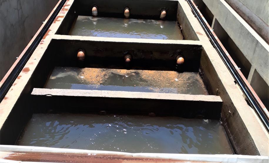 2019 12 11 Regional Cascavel Caixa com 7 células para contenção de resíduos