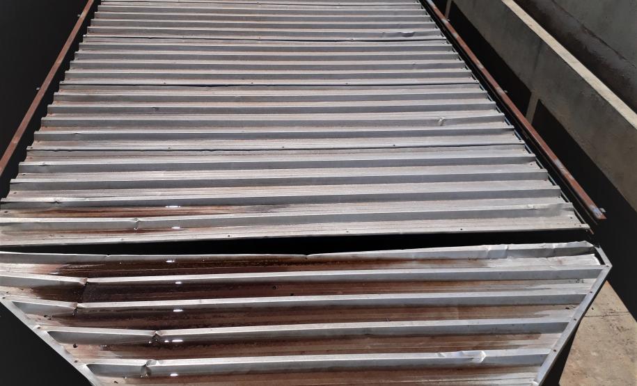 2019 12 11 Regional Cascavel Tampa protetora contra algas, besouro e possíveis acidentes