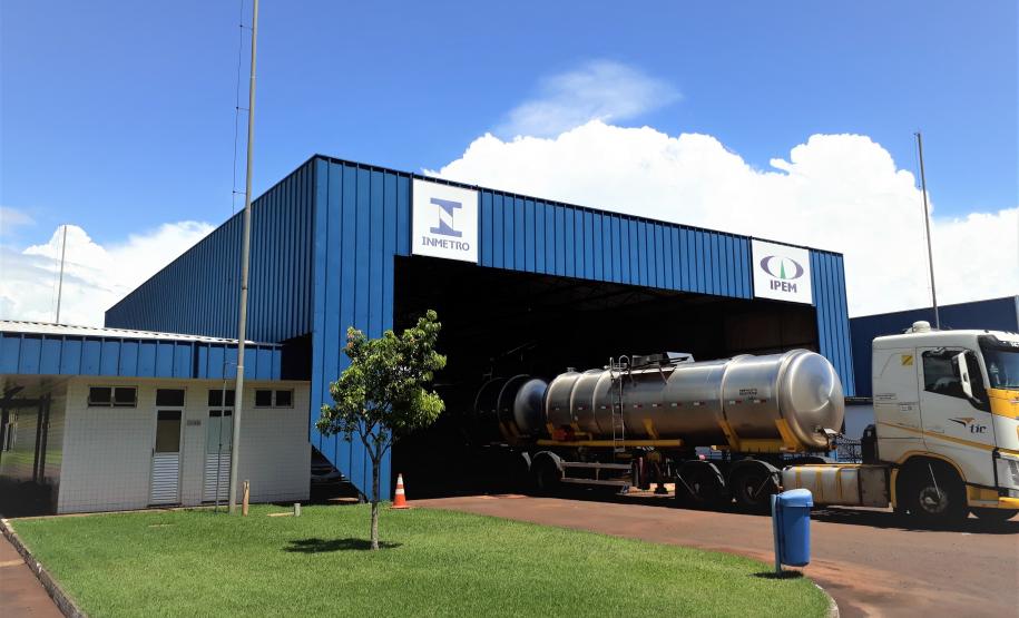 2019 12 11 Regional Cascavel Telhado de captação das aguas da chuvas