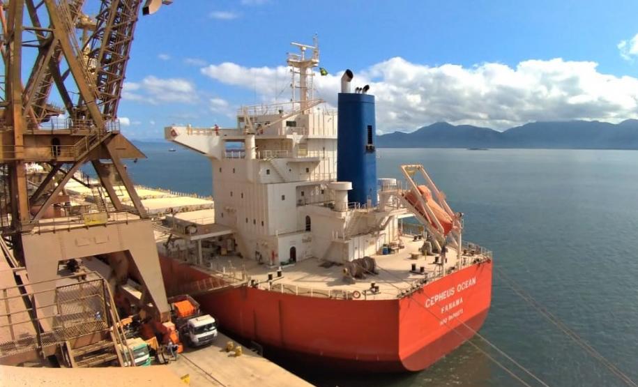 2020 09 25 Balança Porto Ipem faz calibração nas balanças de fluxo no Porto de Paranaguá