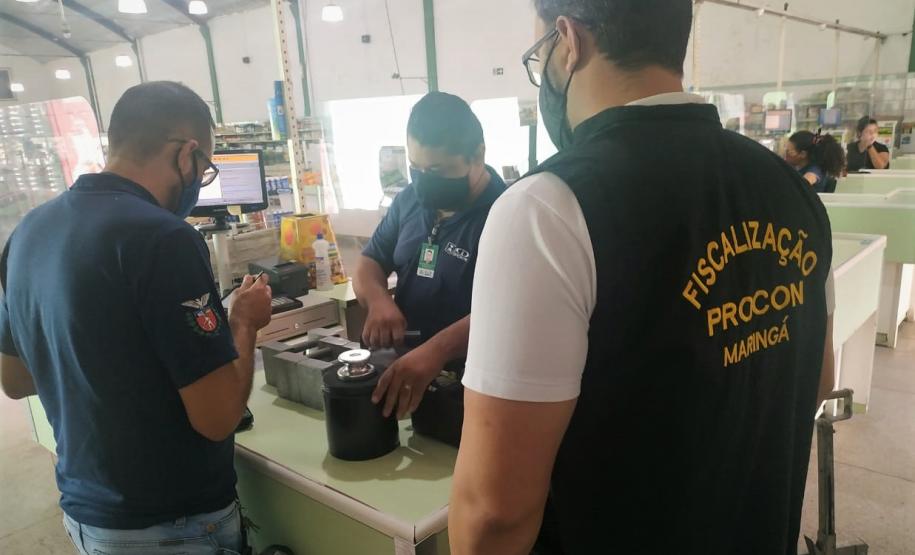2020 11 12 Balanca Maringá Fiscalização de balança no comércio de Maringá