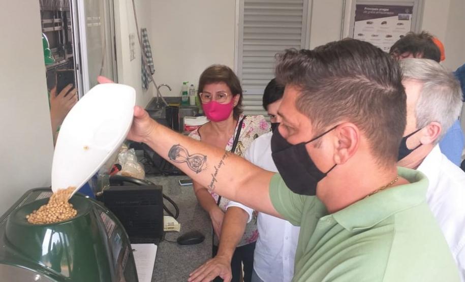 IPEM-PR ministrou treinamento dos técnicos do IPEM do Mato Grosso para atuar no Laboratório de Umidade de Grãos