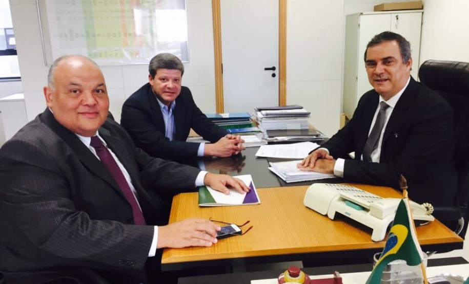 Secretário Planejamento Oliveira Filho se reúne com Secretário do Planejamento