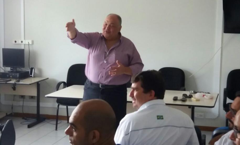 Reunião na Regional de Maringá